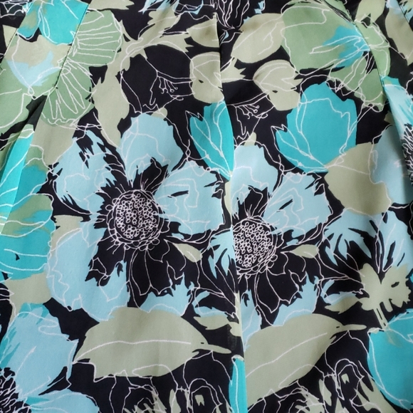 Skirt - Picture 2 of 5